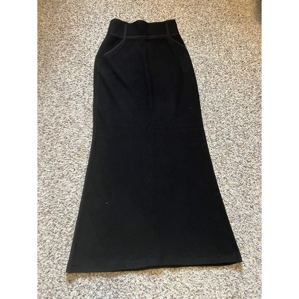 St John Long Black Skirt Flared To The‎ Bottom Sz 8 Knitt 43"Length
